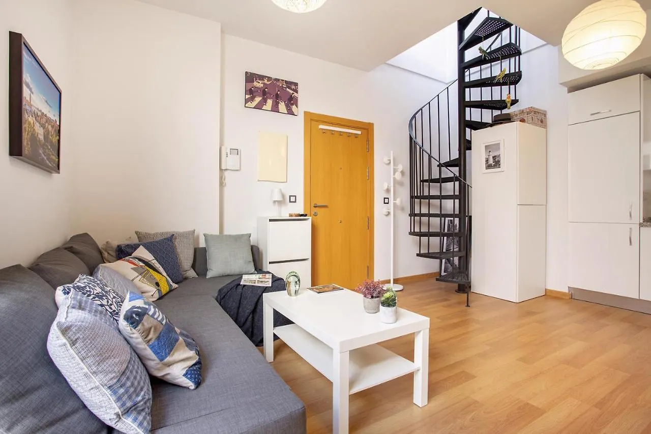-Malagasunapts-Romantic Private Terrace&Shared Pool contacts